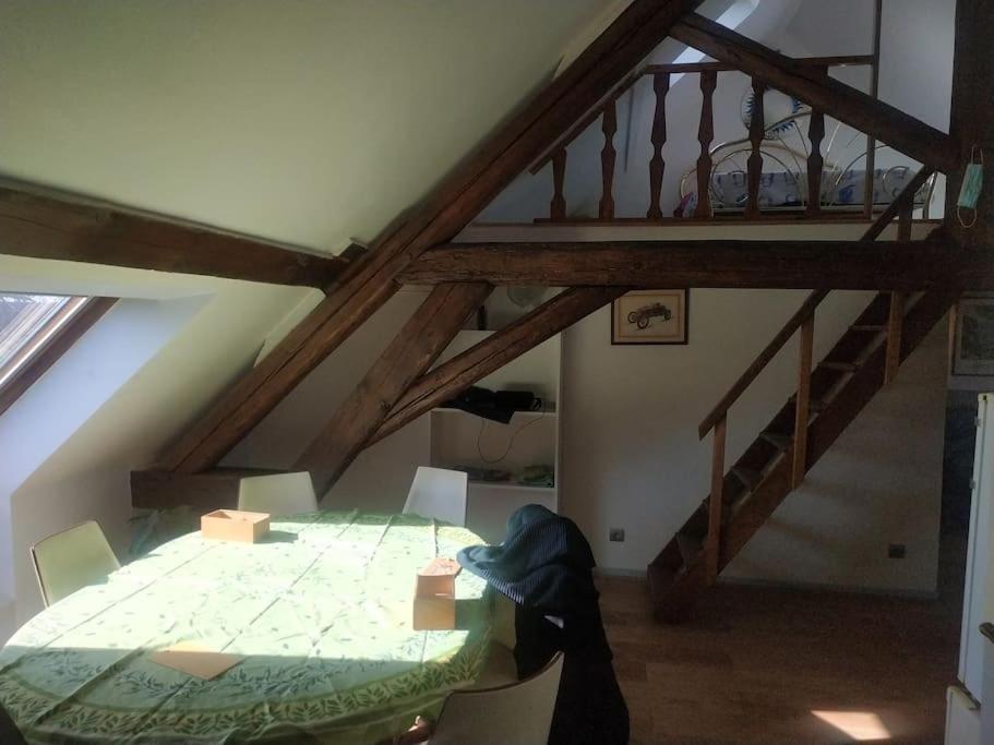 Apartamento Entre Vigne Et Riviere Ecuelles  Exterior foto